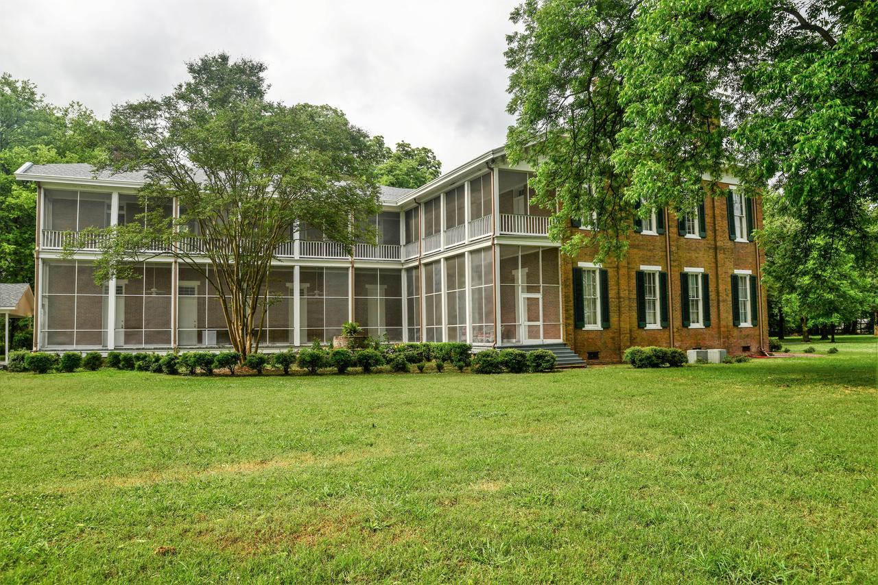 Bed & Breakfast Belmont Plantation, Est 1857
