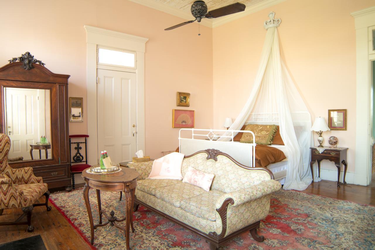 Belmont Plantation, Est 1857 Bed & Breakfast Greenville